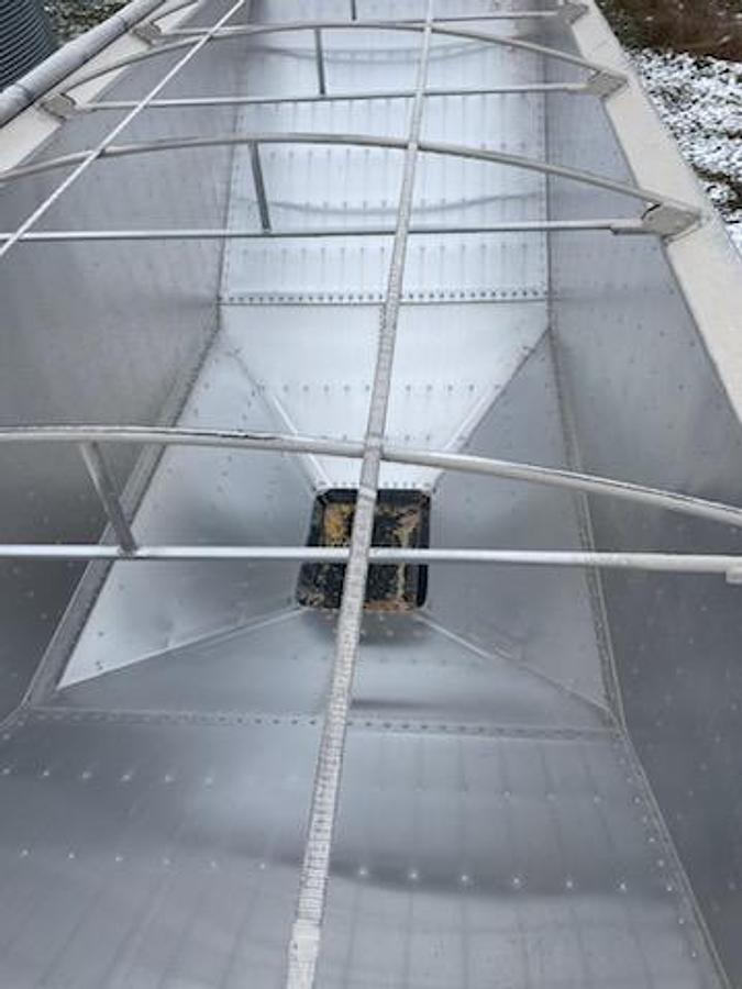 Used 2024 Wilson Super Hopper Trailer