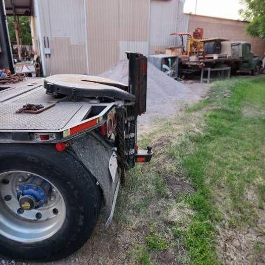 Used 1977 WHITE Road Commander 2 Toter