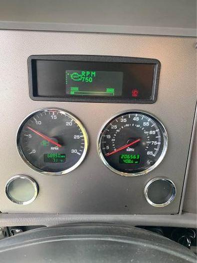 Used 2019 KENWORTH T300