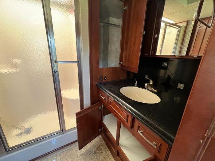 Used 2011 Winnebago Tour 42QD