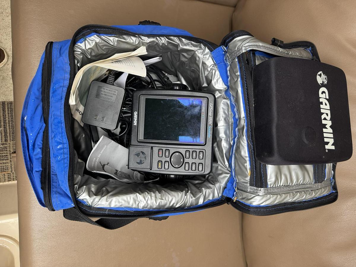 Used 2004 MacGregor 26m Sailboat