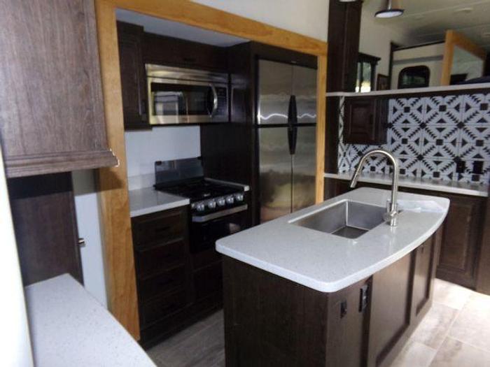 Used 2020 Heartland Elkridge 40FLFS