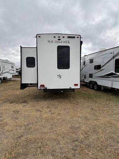 Used 2023 Cruiser RV Southfork 3710FLMB
