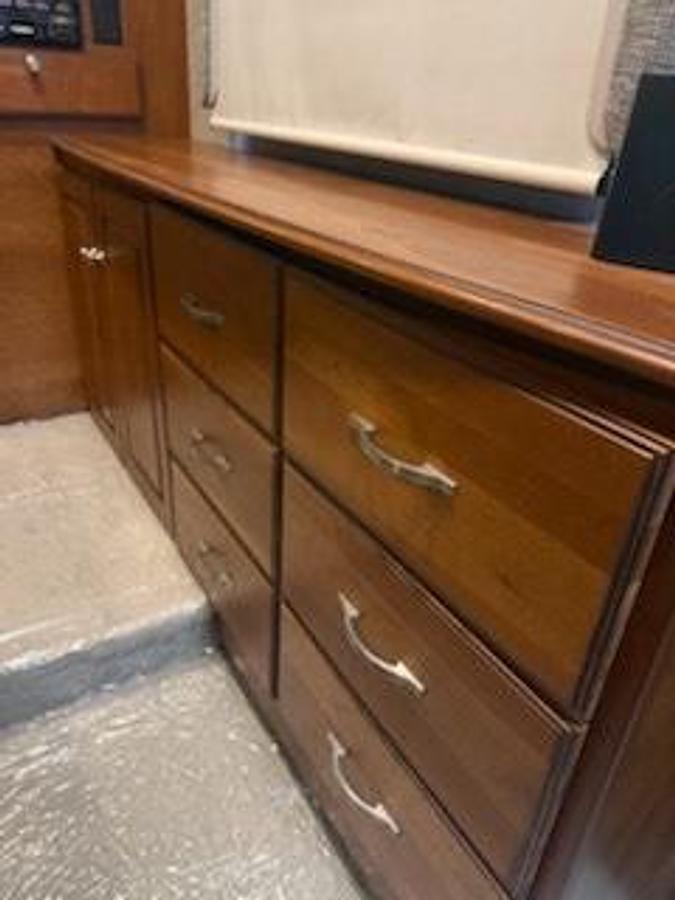 Used 2010 Winnebago Tour 40BD Class A Motorhome