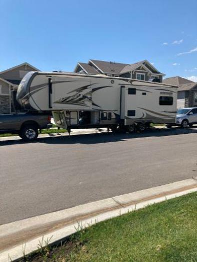Used 2015 Keystone Montana Mountaineer