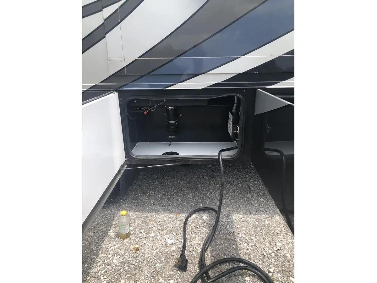 Used 2019 Coachmen Mirada Select 37SB Class A Motorhome