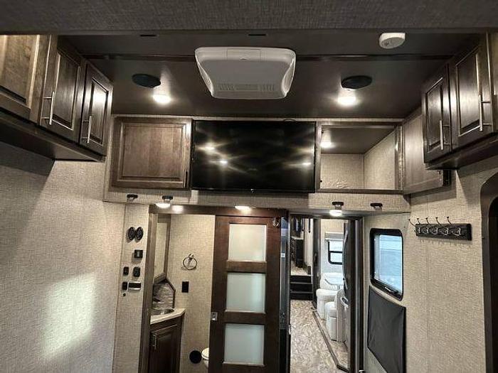 Used 2021 Luxe 48FB Fifth Wheel Toy Hauler