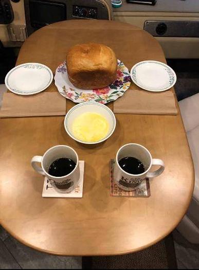 Used 2017 Newmar Bay Star 3401