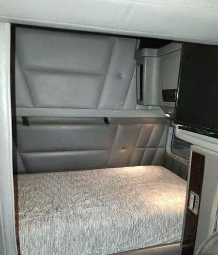 Used 2017 Peterbilt 389