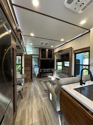 Used 2023 Alliance RV Paradigm 395DS