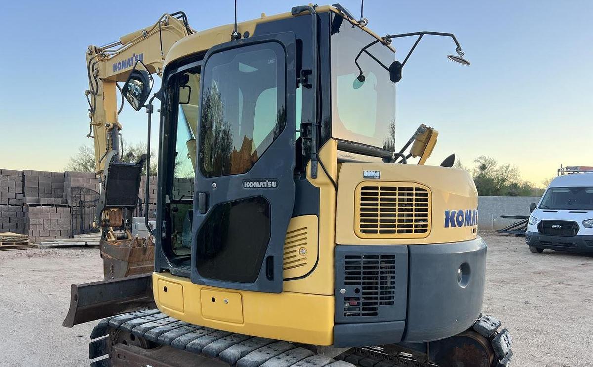 Used 2011 KOMATSU PC88MR-8