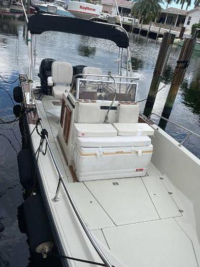 Used 1983 Boston Whaler 22 Outrage