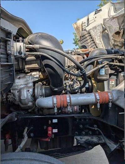 Used 2018 Freightliner Cascadia 125