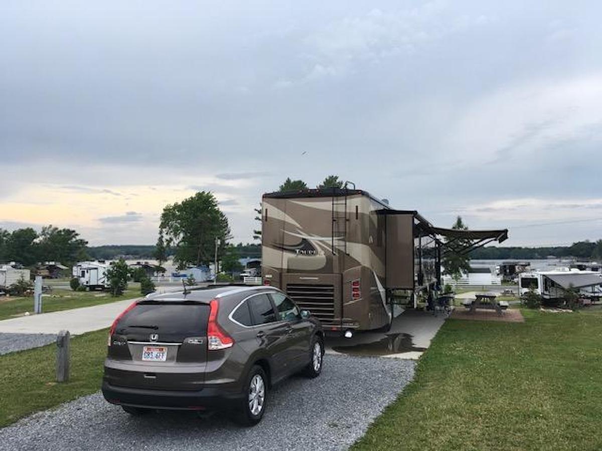 Used 2016 Winnebago Journey 40R Diesel Pusher