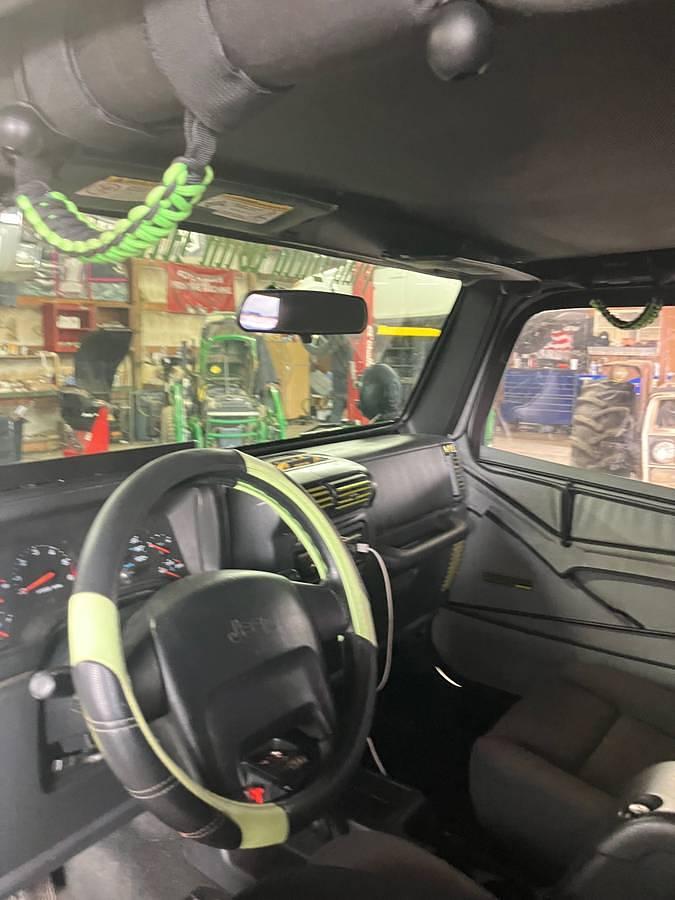 Used 2004 Jeep Wrangler 4X4