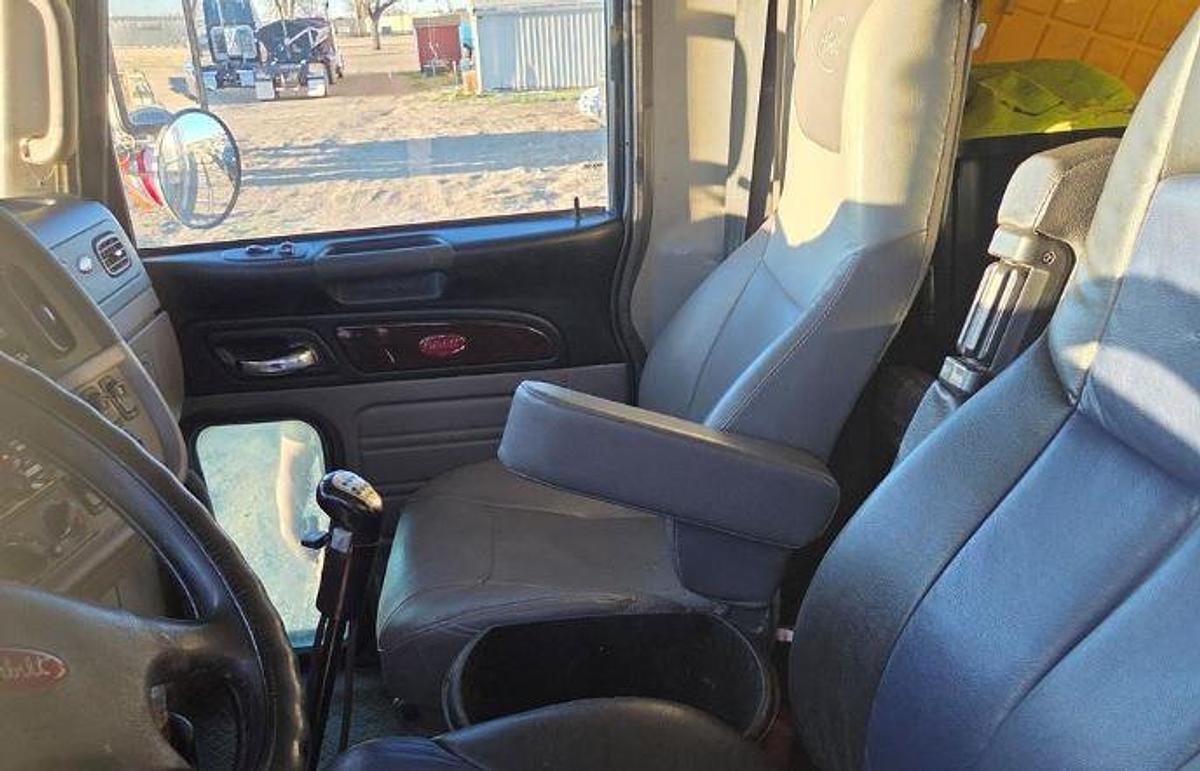 Used 2019 Peterbilt 389