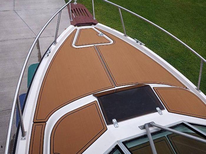 Used 1984 Tiara 25ft Boat