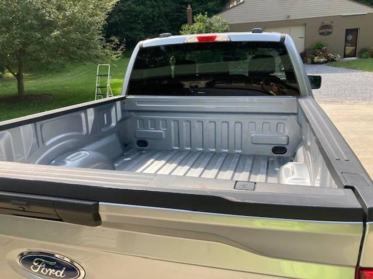 Used 2022 Ford F150 XLT Pickup Truck