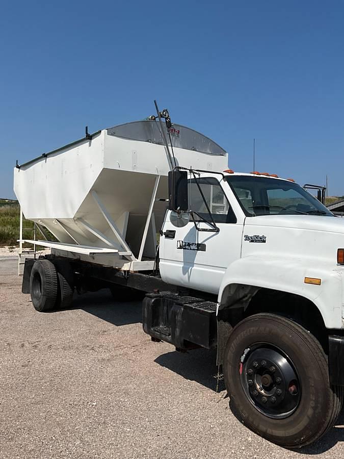 Used 1990 GMC Kodiak Seed Tender