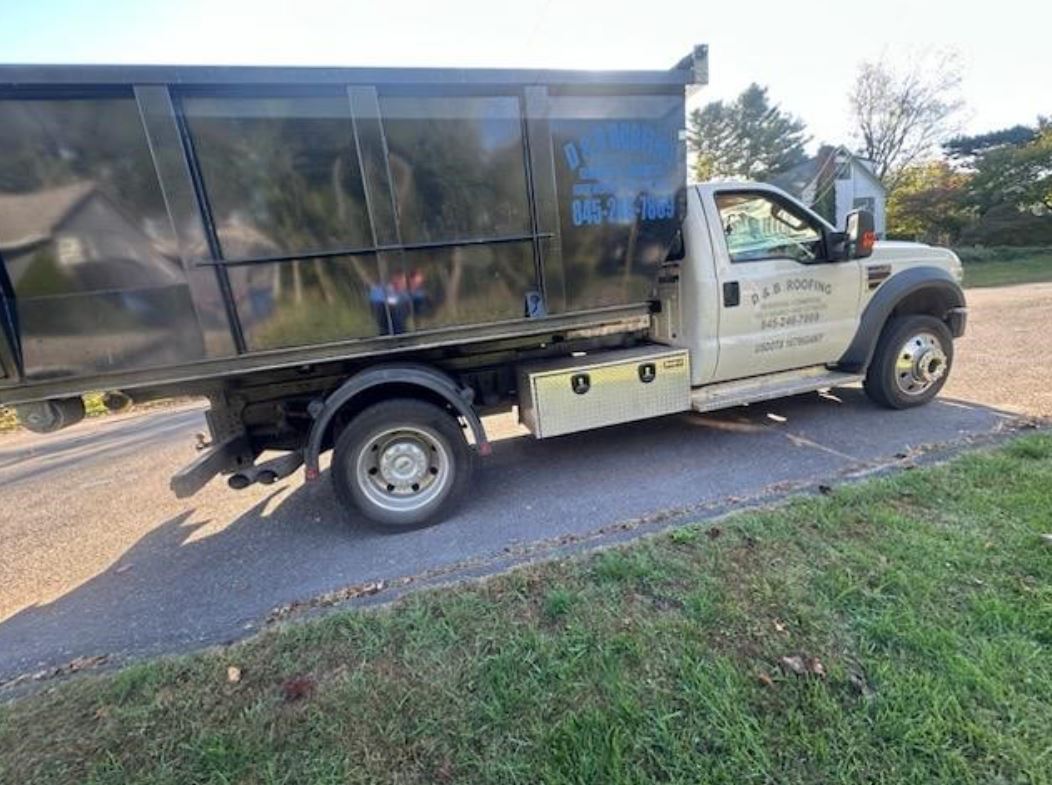 Used  2008 Ford F-550 XLT 4WD Switch-N-Go Hoist Truck | 6.4L Power Stroke Diesel | 78,758 Miles | Ready to Work