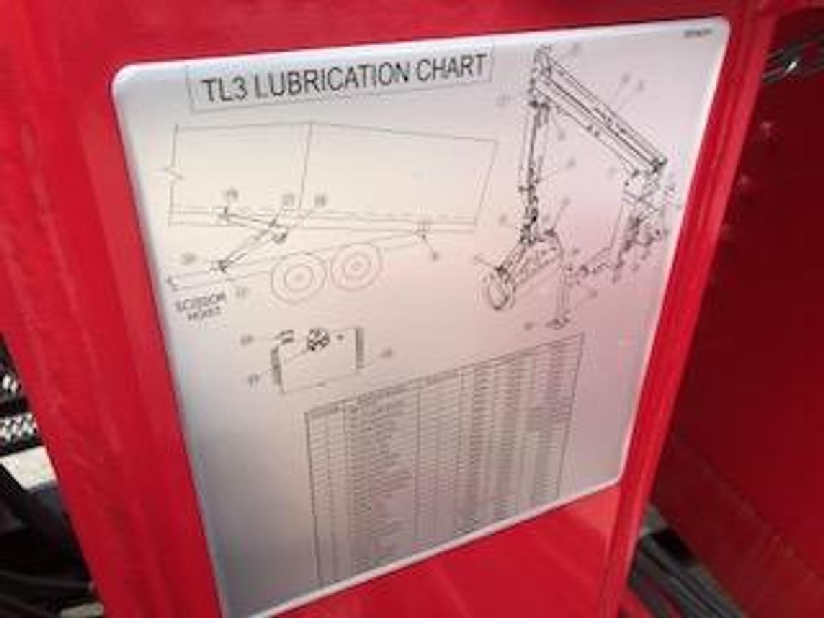 Used 2023 Freightliner Business Class M2 Grapple Truck