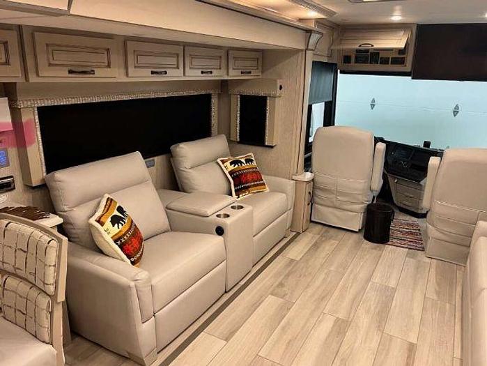 Used 2023 Newmar Dutch Star 4369