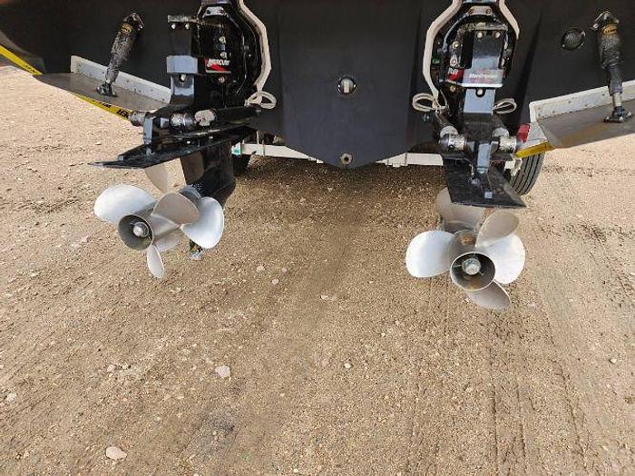 Used 2003 Rinker 342 Fiesta Vee