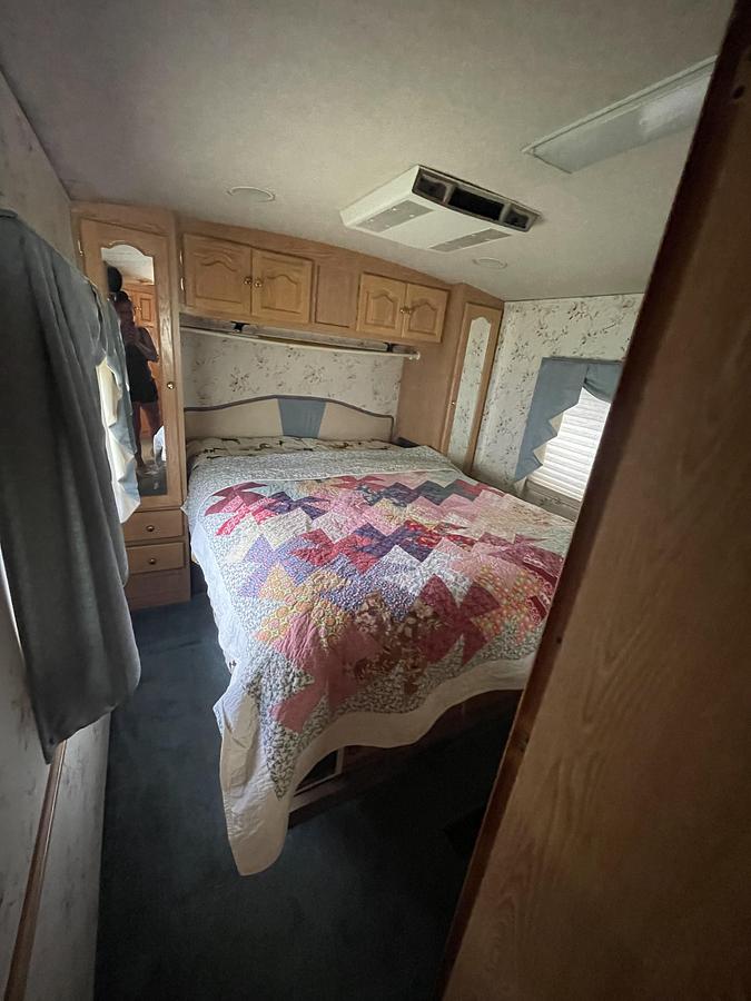 Used 1993 Coachmen Royal