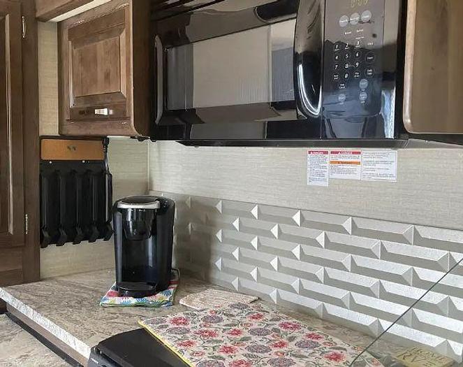 Used 2018 Jayco Greyhawk 29ME