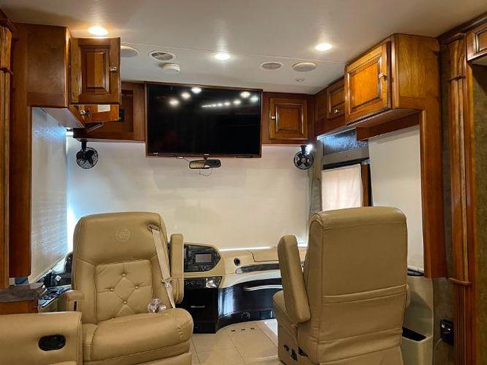 Used 2014 Tiffin Allegro Bus 45LP