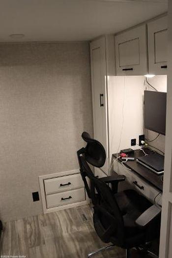 Used 2024 Jayco Pinnacle 37MDQS