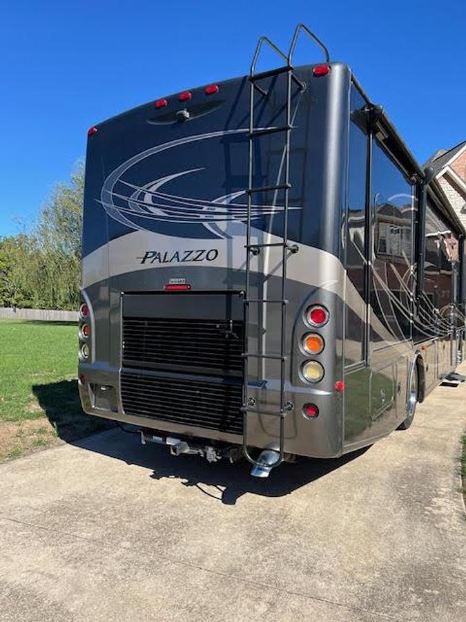 Used 2014 Thor Motor Coach Palazzo 33.2 Class A Motorhome