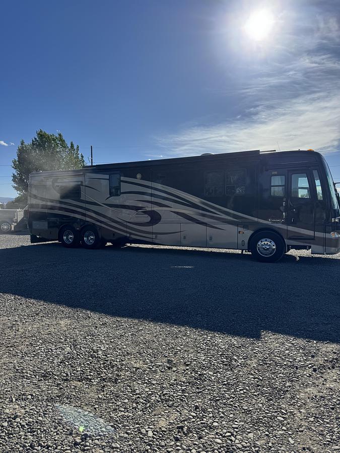 Used 2005 Newmar Essex 4505 Class A Motorhome