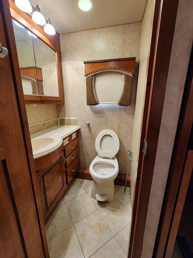 Used 2011 Holiday Rambler Endeavor 43DFT