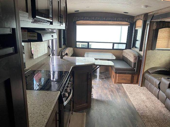 Used 2020 Outdoors 25RDS Mountain Series