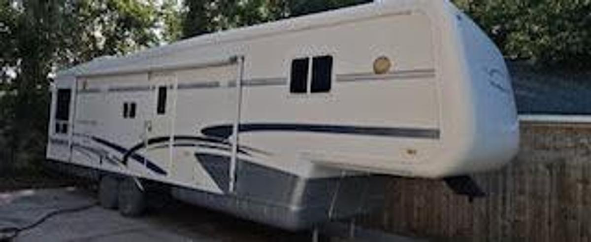 Used 2001 Newmar Mountain Aire 34RDCK Fifth Wheel