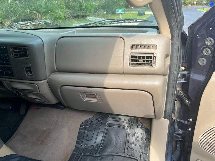 Used 2001 Ford Super Duty F-250 Lariat Flatbed