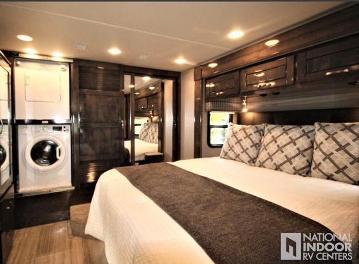 Used 2021 Entegra Reatta 37k