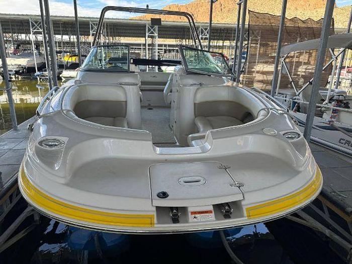 Used 2005 Four Winns Funship 214