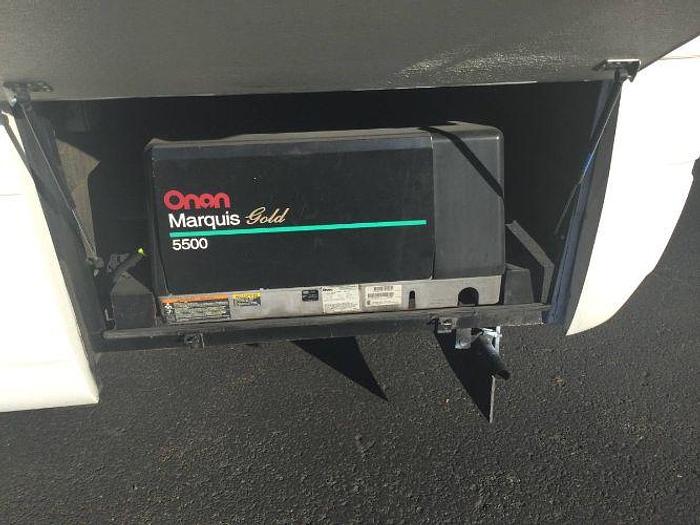 Used 2002 National Dolphin 5320