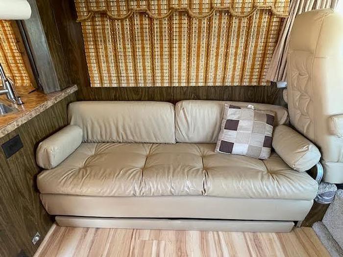 Used 1978 Apollo DB3000 Motorhome