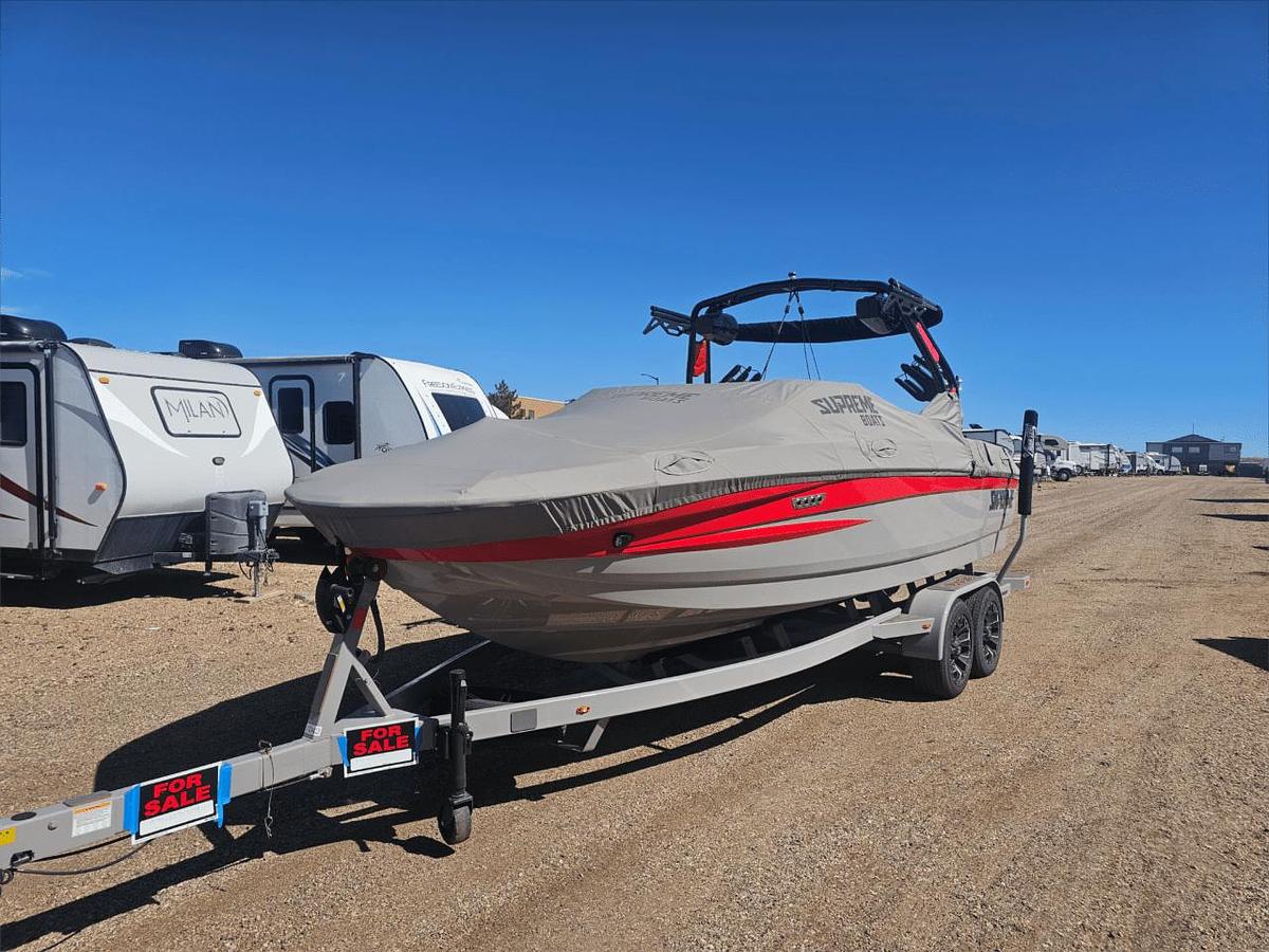 Used 2024 Supreme S220 Pontoon Boat