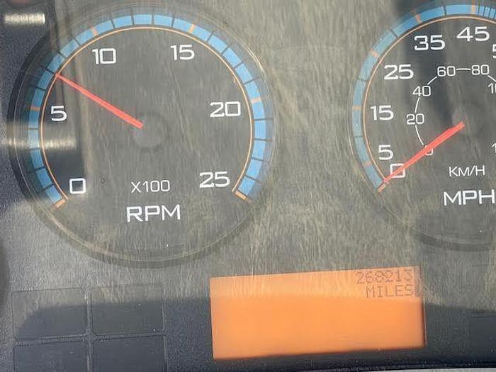 Used 2014 INTERNATIONAL 8600 Dump Truck