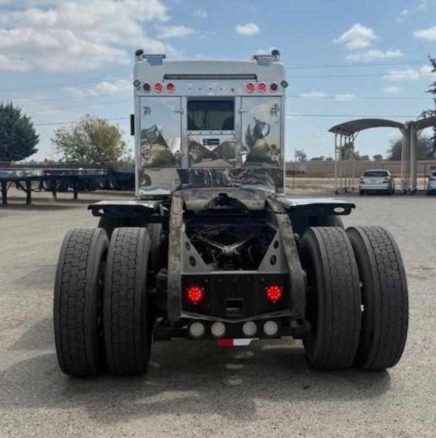 Used 2019 KENWORTH T800