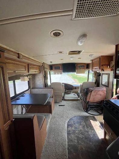 Used 2012 Winnebago Vista 26P