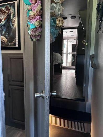 Used 2021 Keystone Montana Legacy 3931FB