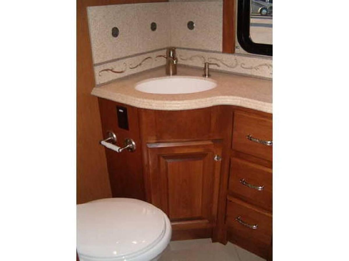 Used 2011 Tiffin Phaeton 40QKH