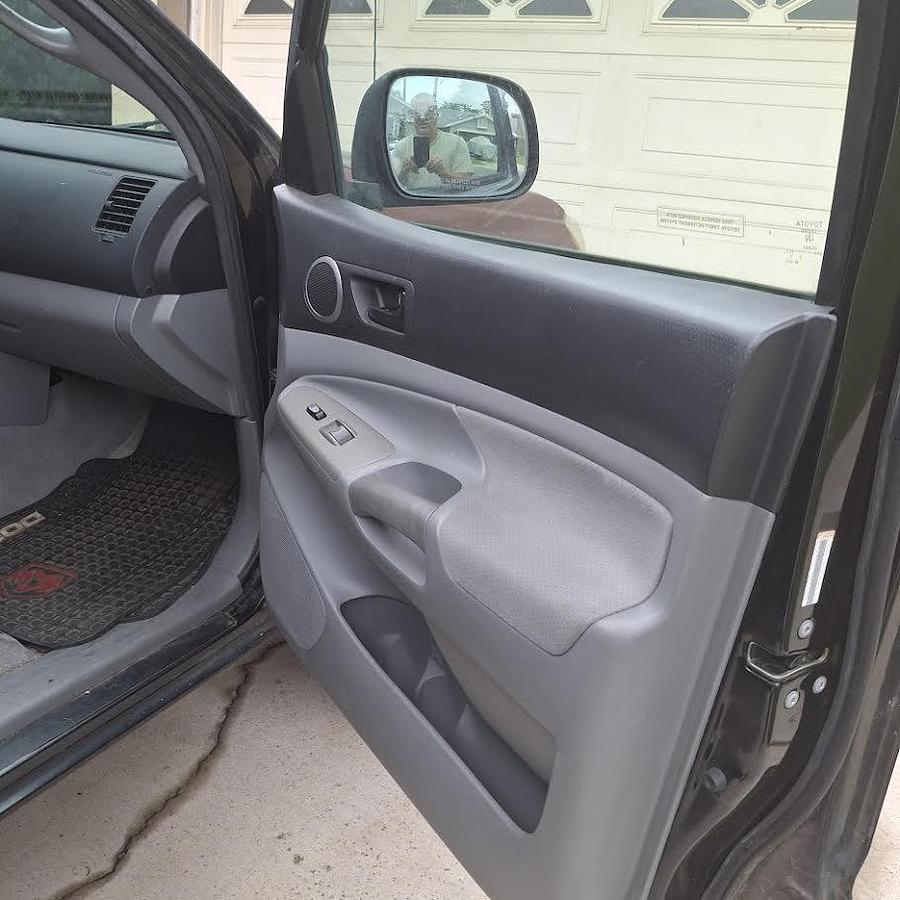 Used 2006 Toyota Tacoma Pickup Truck