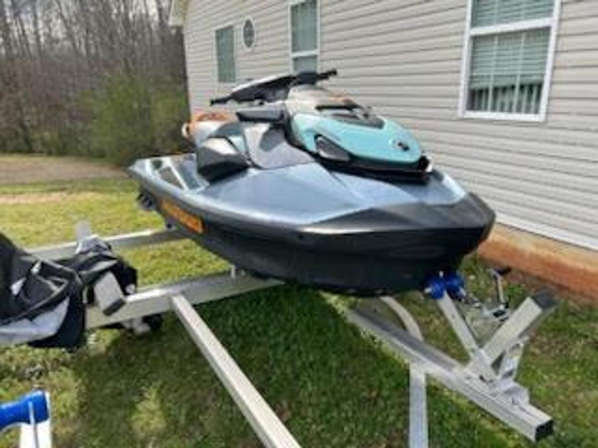 Used 2023 Sea-Doo SE 170 GTI with Audio Jet Ski