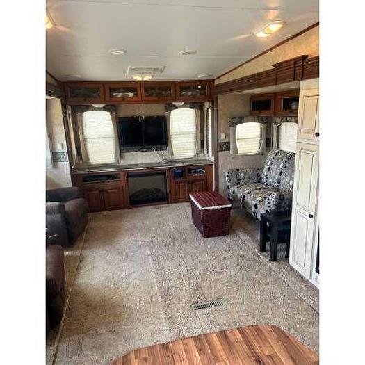Used 2011 Heartland Greystone 32RE